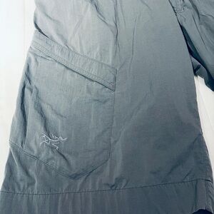 Arc'teryx Men's Gray Outdoor Shorts